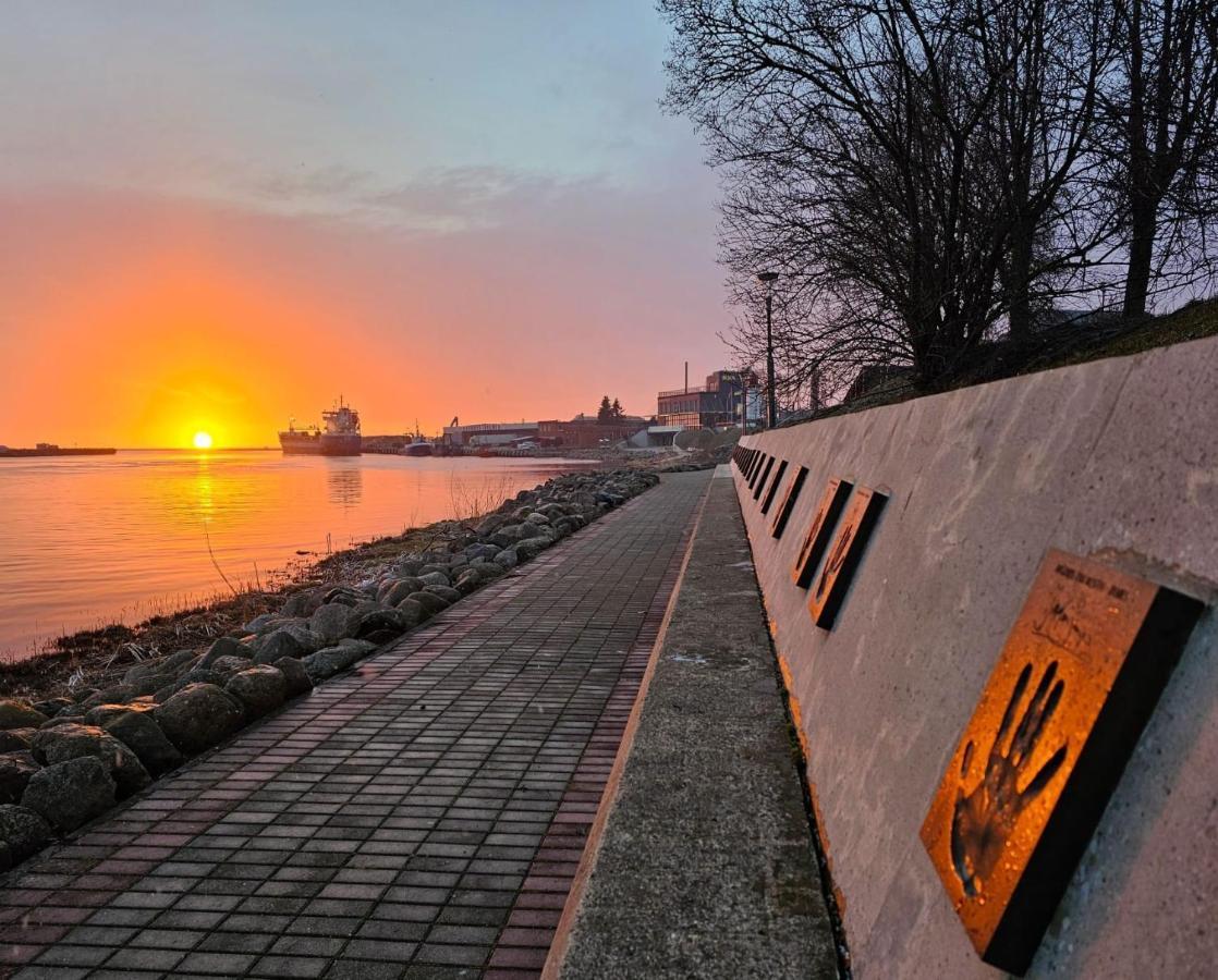 Dzivoklis Bocmana Laukums 2, Salacgrīva Exterior foto